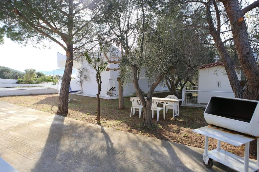 White Villa In Olive Trees And Seaview To Panagia Almiropótamos Exterior foto
